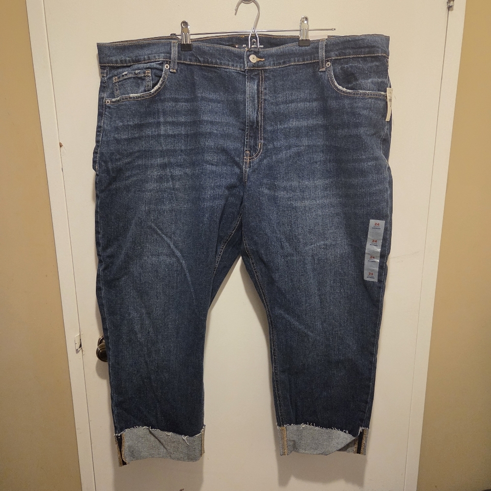 Old Navy Mid-Rise Boyfriend Jeans Cuffed NWT Plus Size 24